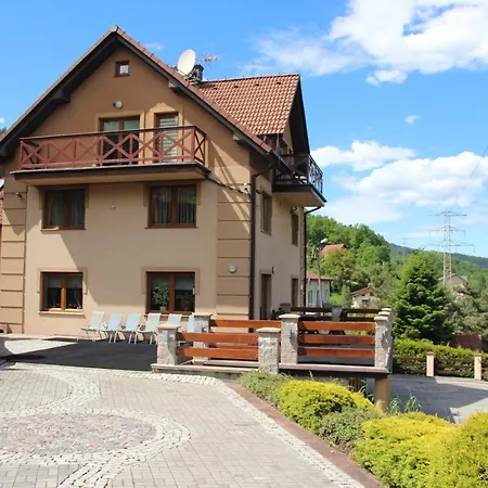 Villa Tresna 3*
