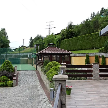 Penzion Villa Tresna 3*